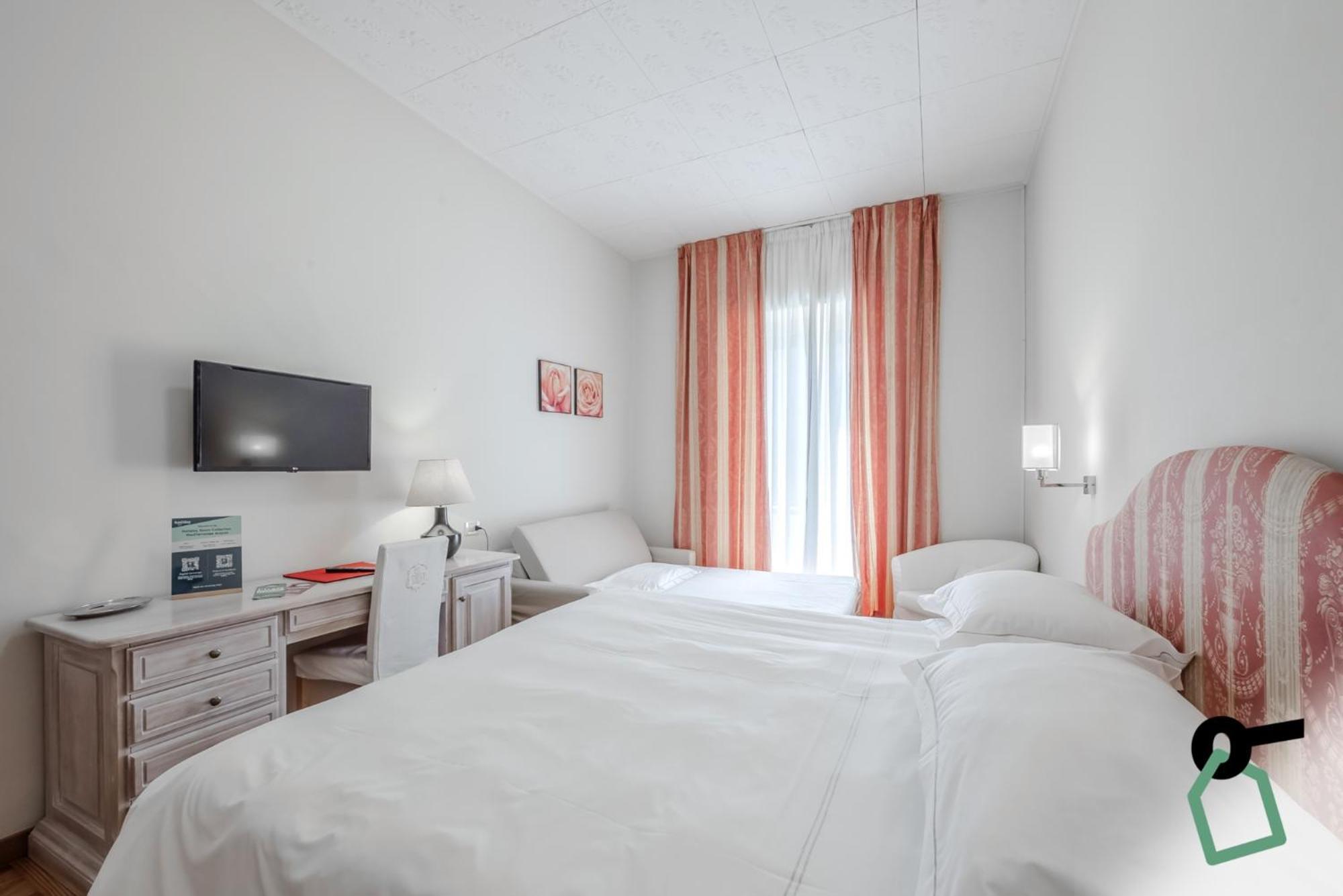 Hotiday Room Collection - Mediterranee Alassio Exterior photo