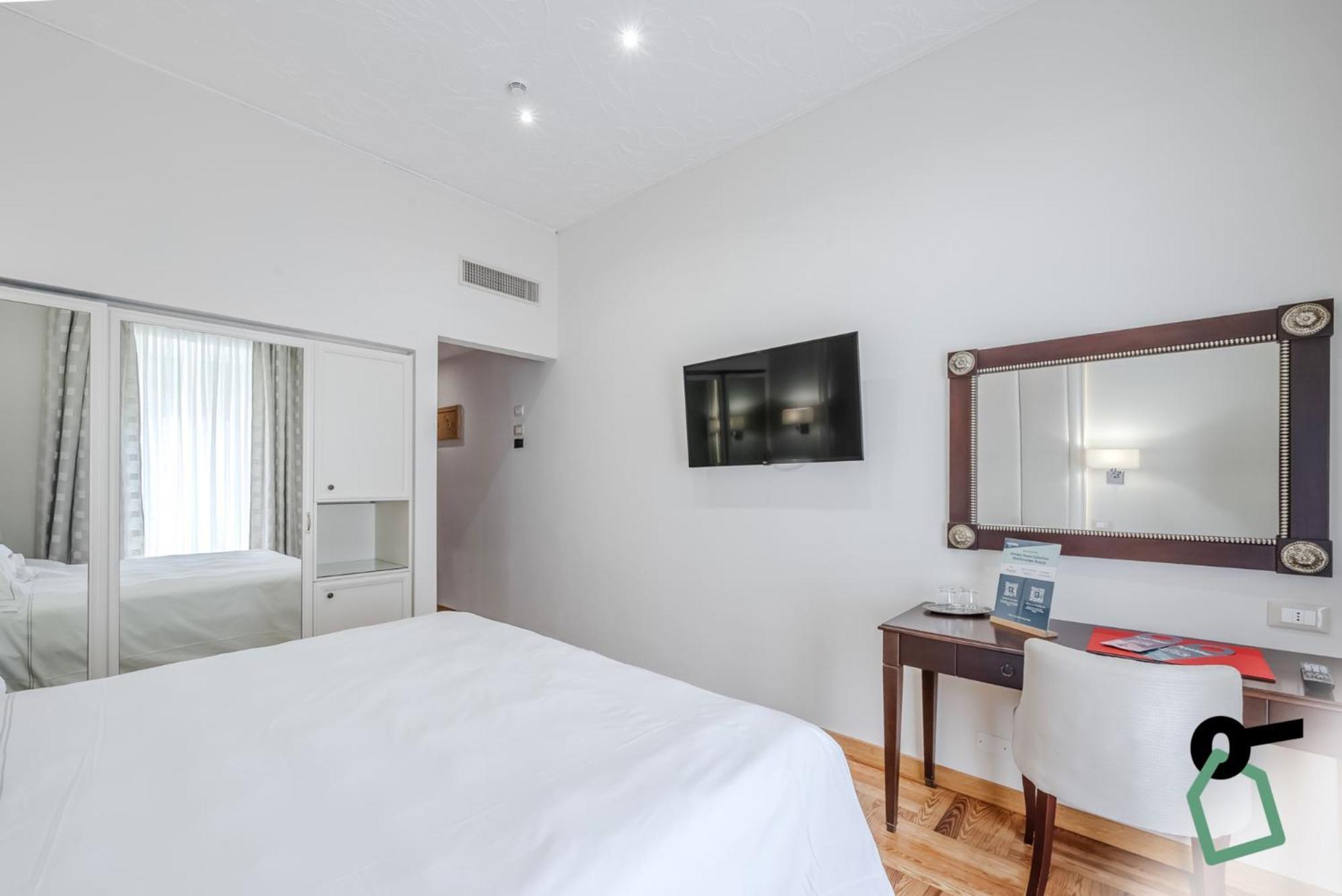 Hotiday Room Collection - Mediterranee Alassio Exterior photo