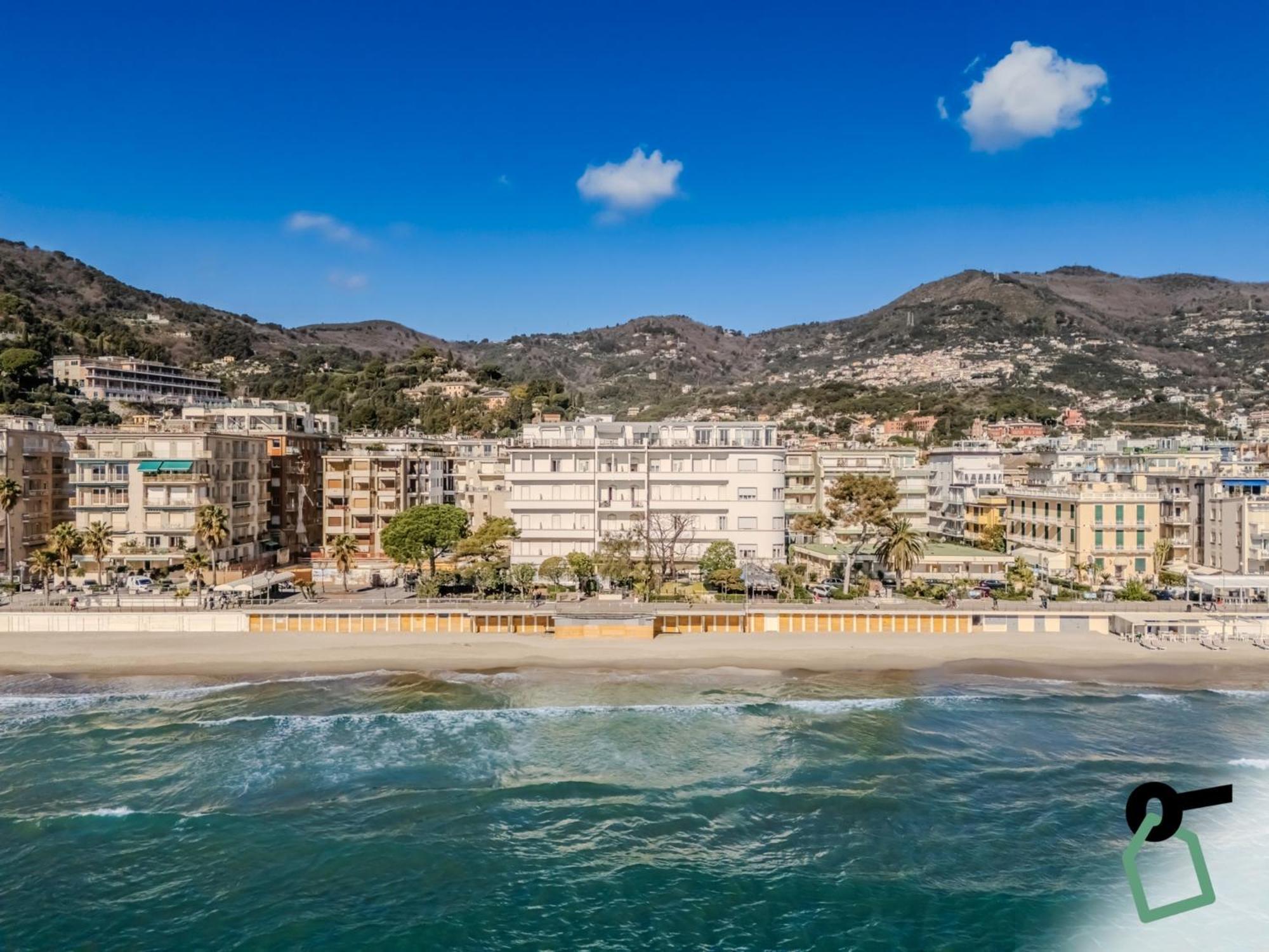 Hotiday Room Collection - Mediterranee Alassio Exterior photo