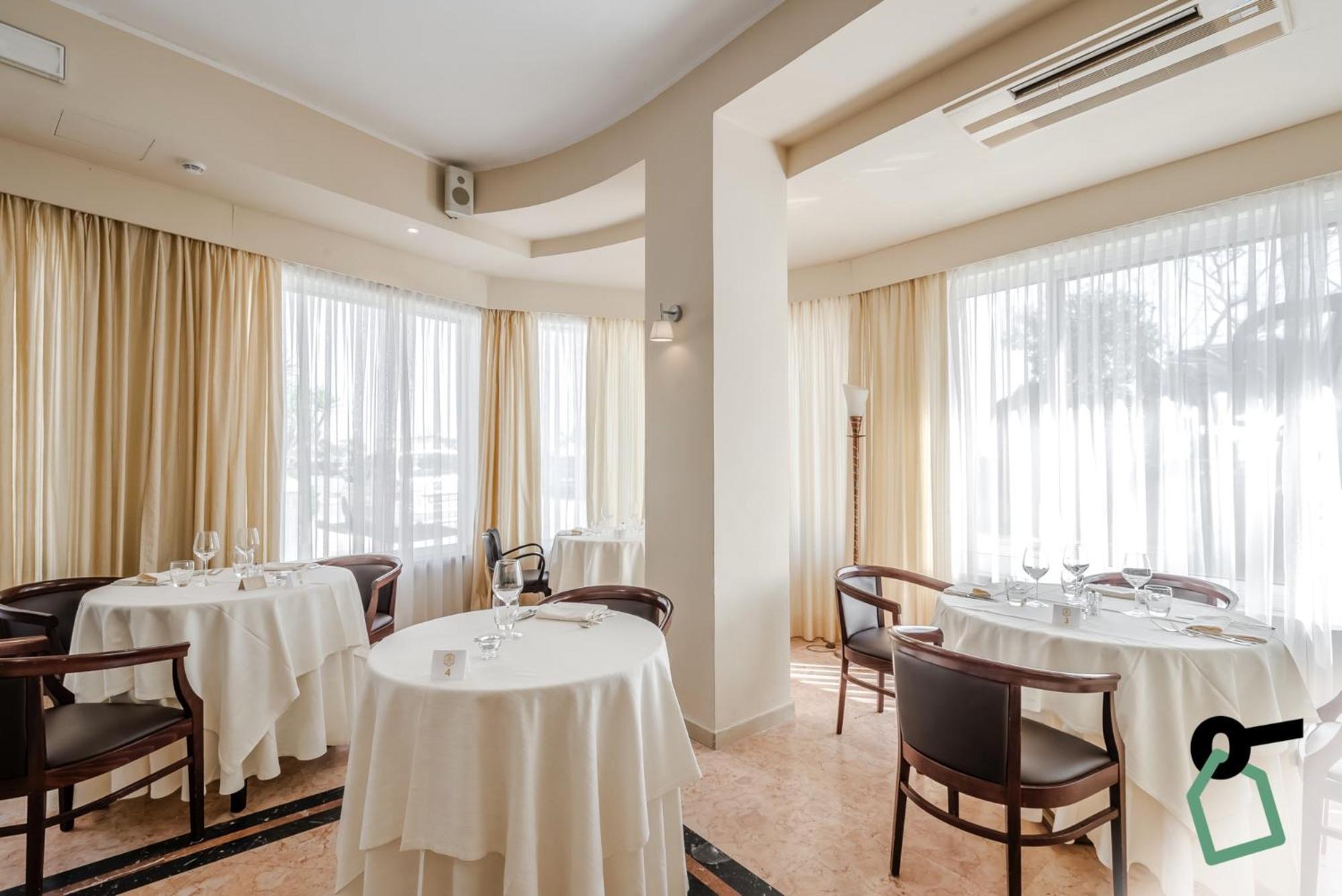 Hotiday Room Collection - Mediterranee Alassio Exterior photo